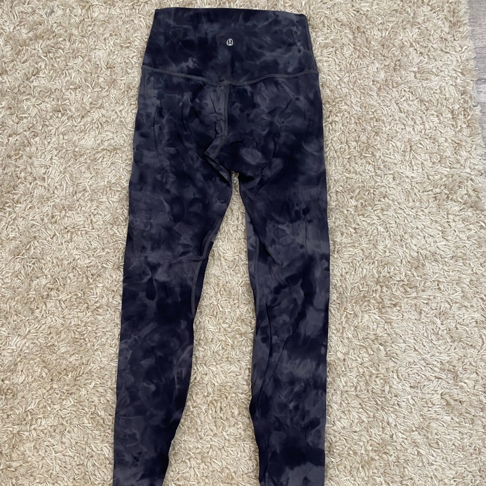 Lululemon Align, Black tye dye print. Size 4